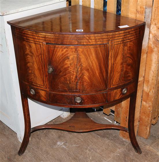 A George III mahogany bowfronted washstand